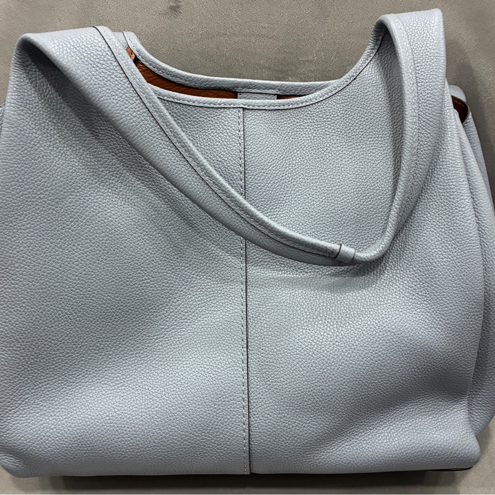 Authentic Coach Lana hobo bag- preowned - Picture 4 of 11